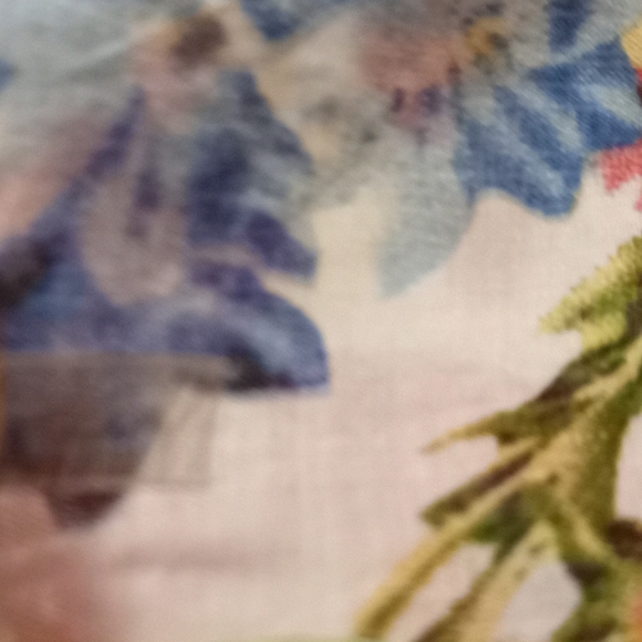 Karen Kane Floral Cold Shouldered Blouse - Picture 14 of 16